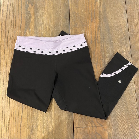 Lululemon Run: Inspire Crop II Lilac / High Noon Dot Lilac leggings 6 - Picture 3 of 6